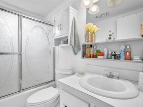 2324 Van Buren St 204, Hollywood FL 33020