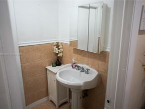 11311 SW 164th Ter, Miami FL 33157