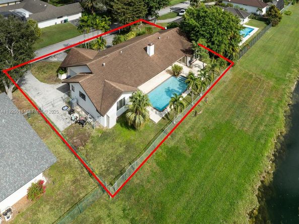 7860 SW 173rd Ter, Palmetto Bay FL 33157