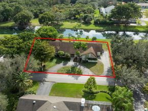 7860 SW 173rd Ter, Palmetto Bay FL 33157