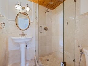 7860 SW 173rd Ter, Palmetto Bay FL 33157