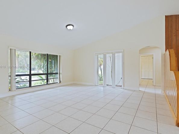 7860 SW 173rd Ter, Palmetto Bay FL 33157