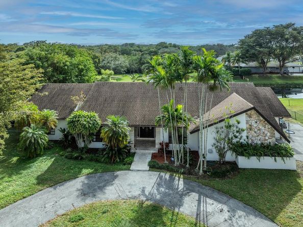 7860 SW 173rd Ter, Palmetto Bay FL 33157