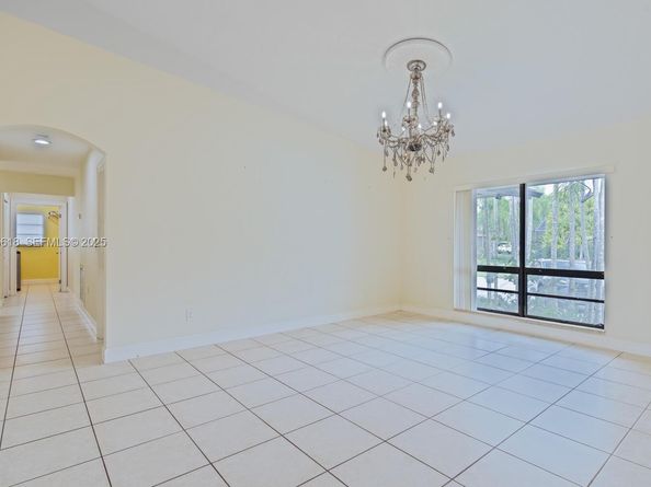 7860 SW 173rd Ter, Palmetto Bay FL 33157