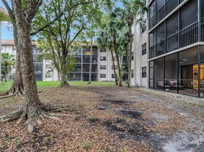 481 Ives Dairy Rd 1054, Miami FL 33179