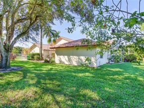 2531 NW 106th Ave, Coral Springs FL 33065