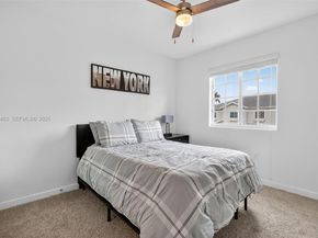 20868 NW 9th Path, Miami Gardens FL 33169