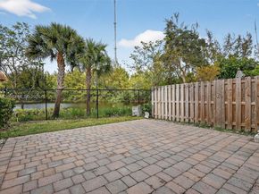 20868 NW 9th Path, Miami Gardens FL 33169