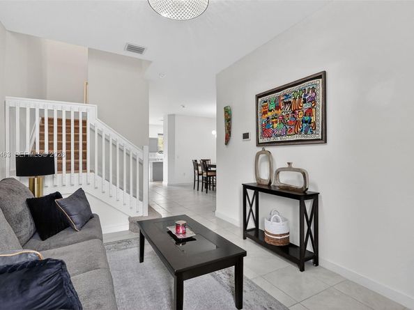 20868 NW 9th Path, Miami Gardens FL 33169