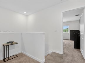 20868 NW 9th Path, Miami Gardens FL 33169