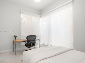 545 SW 11th St 208, Miami FL 33129