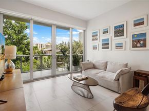 545 SW 11th St 208, Miami FL 33129