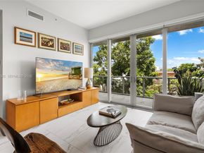 545 SW 11th St 208, Miami FL 33129