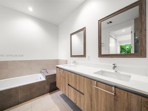 545 SW 11th St 208, Miami FL 33129