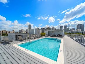 545 SW 11th St 208, Miami FL 33129