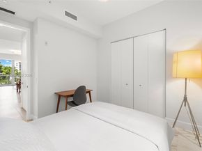 545 SW 11th St 208, Miami FL 33129