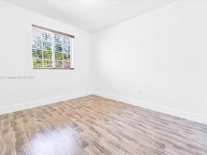 21007 NW 14 Pl 351, Miami Gardens FL 33169