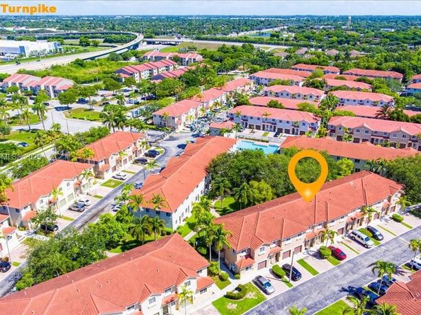 21007 NW 14 Pl 351, Miami Gardens FL 33169