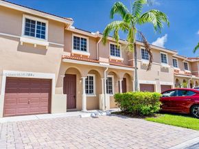 21007 NW 14 Pl 351, Miami Gardens FL 33169