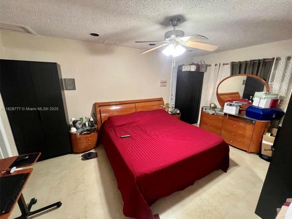 9601 SW 66th St, Miami FL 33173