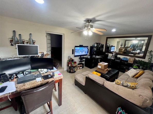 9601 SW 66th St, Miami FL 33173