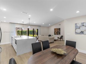 9234 Southampton Pl, Boca Raton FL 33434