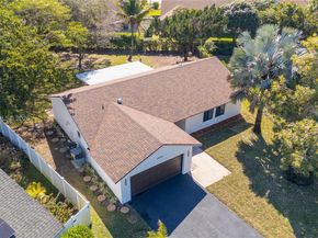 9234 Southampton Pl, Boca Raton FL 33434