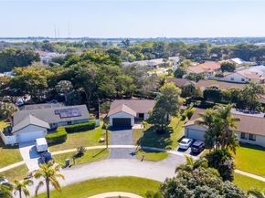 9234 Southampton Pl, Boca Raton FL 33434
