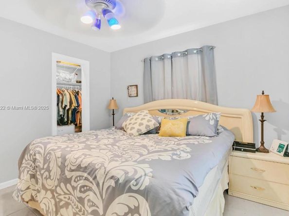 822 Avenida Hermosa, West Palm Beach FL 33405