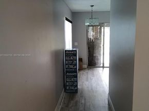 10210 SW 175th St, Miami FL 33157