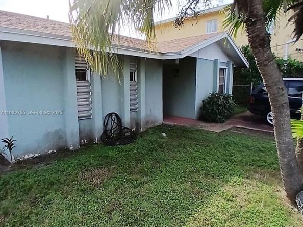 10210 SW 175th St, Miami FL 33157