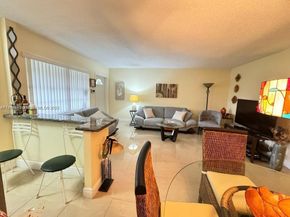 5300 Washington St I208, Hollywood FL 33021
