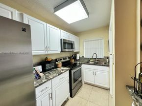 5300 Washington St I208, Hollywood FL 33021