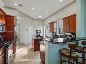 12783 NW 18th Mnr, Pembroke Pines FL 33028