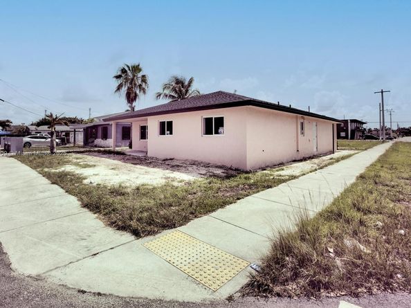 625 SW 6 Street, Homestead FL 33030