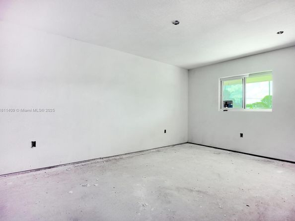 625 SW 6 Street, Homestead FL 33030