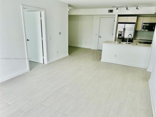 4250 Biscayne Blvd 1018, Miami FL 33137