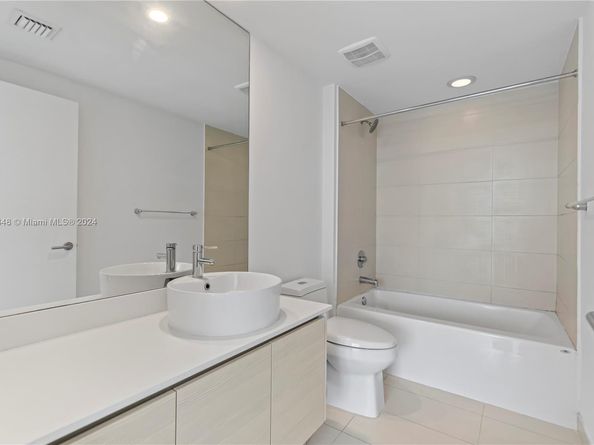 4250 Biscayne Blvd 1018, Miami FL 33137