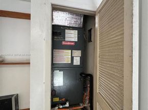 7157 Sportsmans Dr, North Lauderdale FL 33068