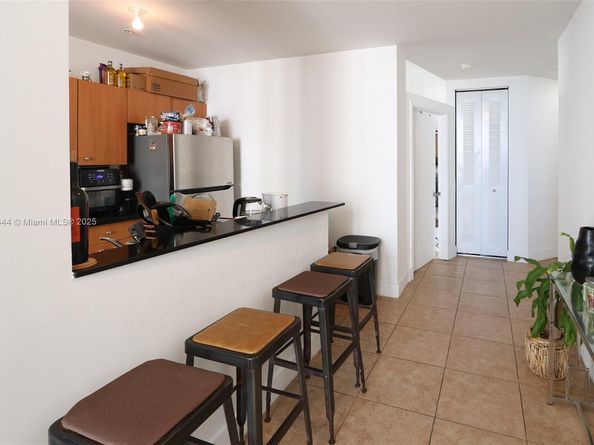 2200 NE 4th Ave 1002, Miami FL 33137