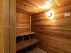 2200 NE 4th Ave 1002, Miami FL 33137