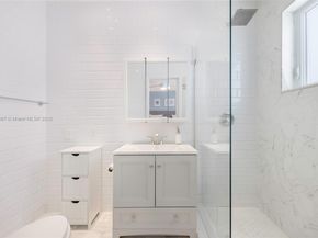 5906 Mall Mall, Coral Gables FL 33146