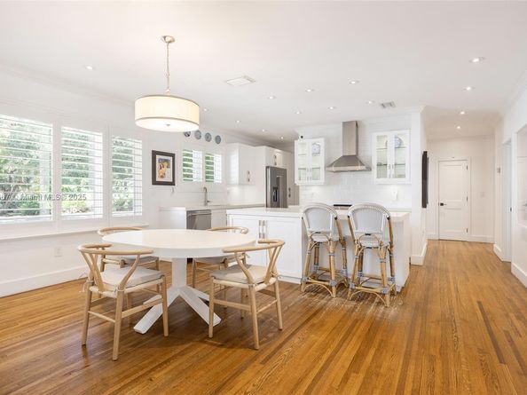 5906 Mall Mall, Coral Gables FL 33146