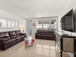 100 Lincoln Rd 702, Miami Beach FL 33139