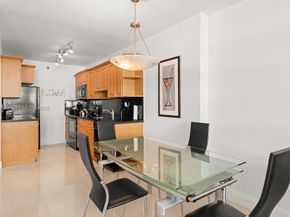 100 Lincoln Rd 702, Miami Beach FL 33139