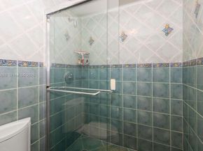 100 Lincoln Rd 702, Miami Beach FL 33139