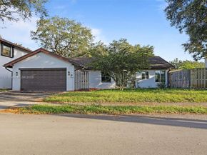 50 Forest Cir, Cooper City FL 33026