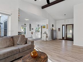 50 Forest Cir, Cooper City FL 33026