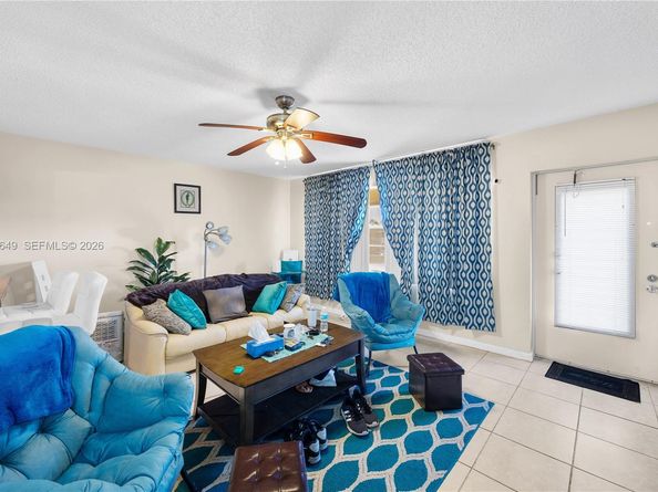 446 Durham O 446, Deerfield Beach FL 33442