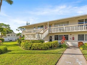 446 Durham O 446, Deerfield Beach FL 33442